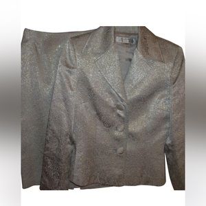 Tahari Silver Stunning Metallic Shine Gray Gold Evening Tailored Skirt Suit Size